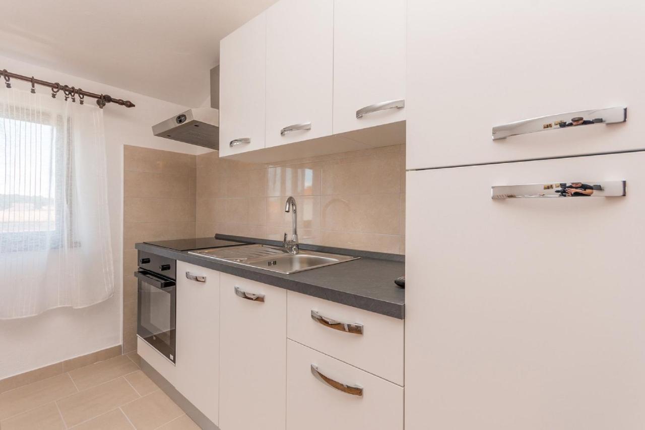 Apartment Lucija บีโอกราดนาโมรู ภายนอก รูปภาพ