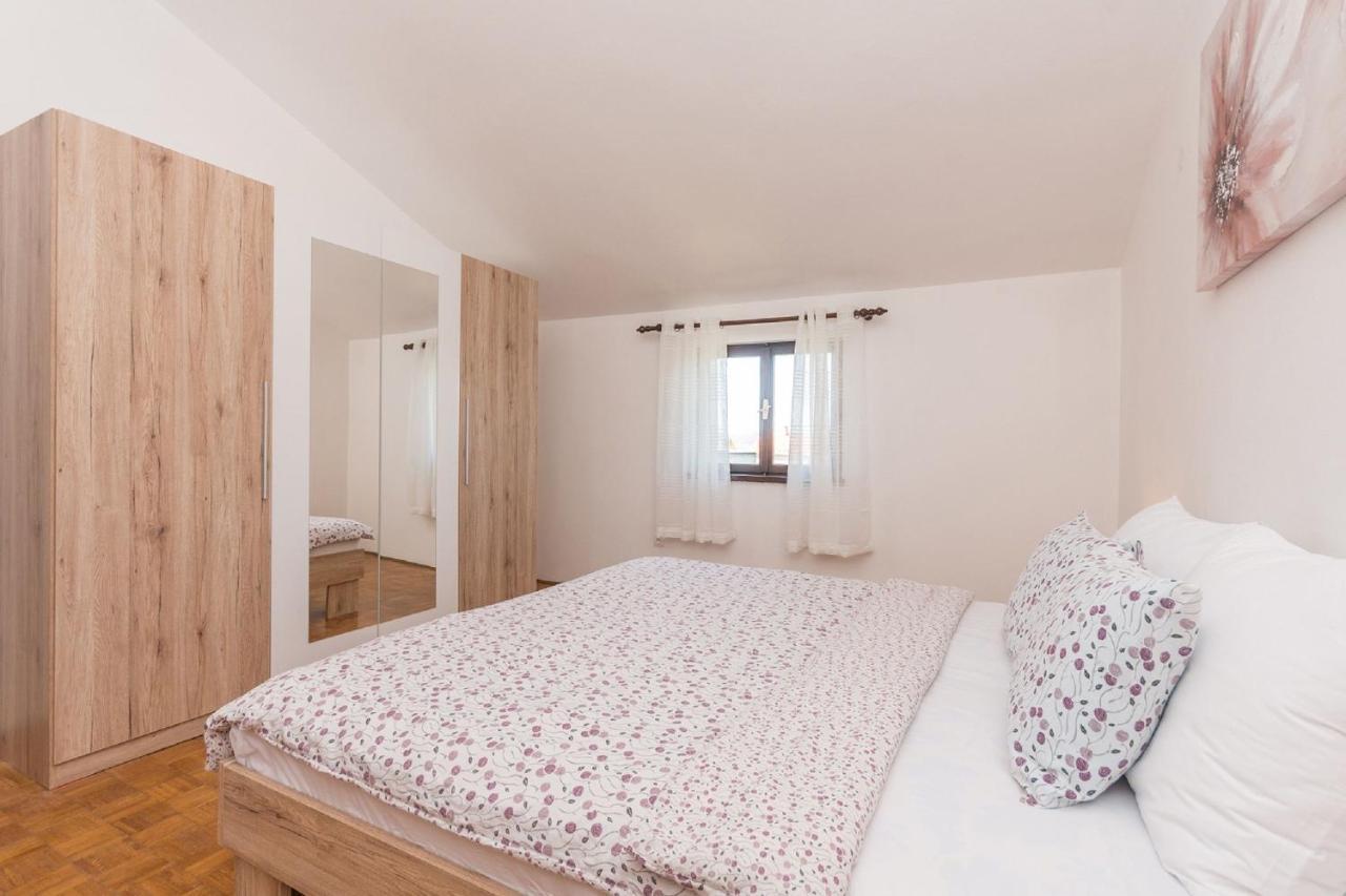 Apartment Lucija บีโอกราดนาโมรู ภายนอก รูปภาพ
